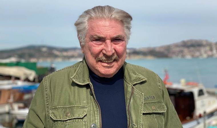 Erdal Özyağcılar'ın kızı Zeynep Özyağcılar'dan 'ölüm' haberine tepki