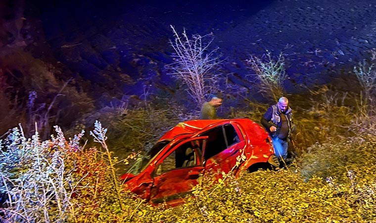 Osmaniye'de korkunç kaza! 2 otomobil çarpıştı: 1 ölü, 2 yaralı