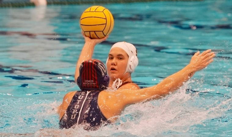 İzmir Büyükşehir Belediyespor, Galatasaray'ı yendi