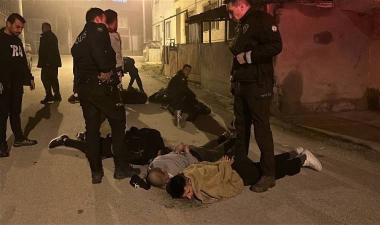 Yer: Kütahya! Ölen arkadaşlarının ailesiyle kavga ettiler... Çok sayıda gözaltı