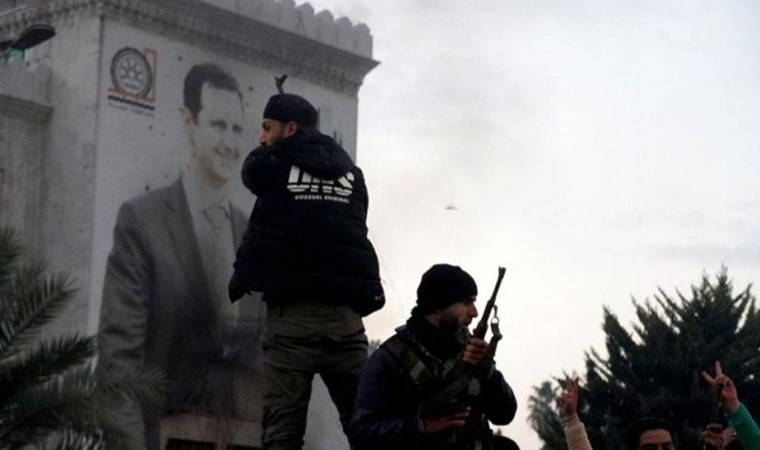 Son Dakika... Suriye'de karanlık dönem: Cihatçılar Şam'ı ele geçirdi