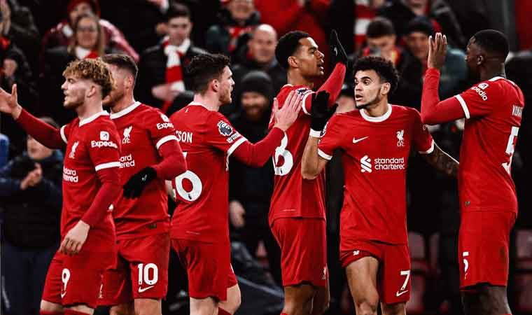 Liverpool, Chelsea'ye acımadı