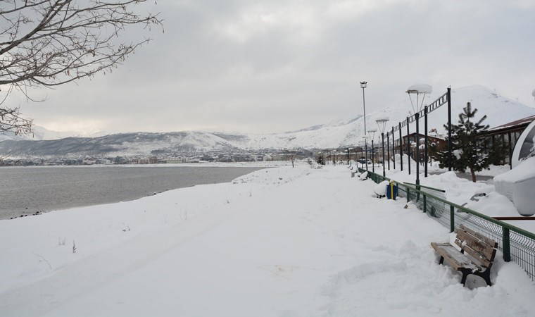 Van, Bitlis ve Hakkari'de 37 yerleşim yerine ulaşım yok