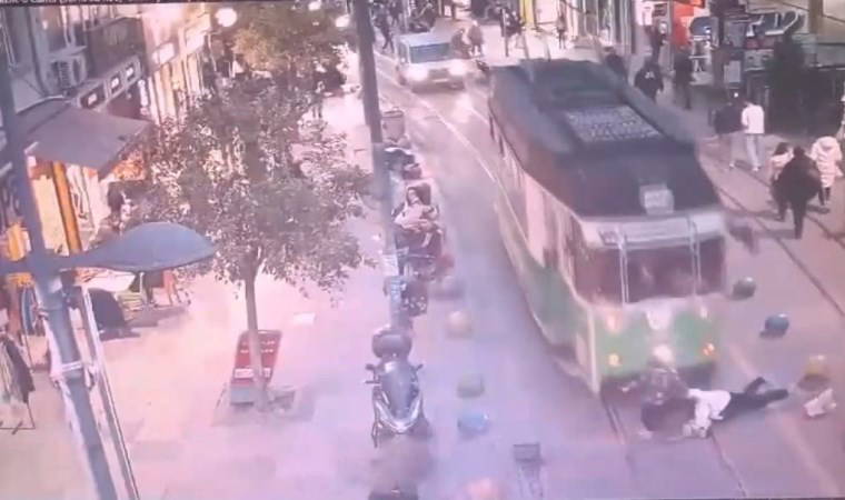 Torununu kurtaran kadın tramvayın altında kalmıştı... Görüntüleri ortaya çıktı!