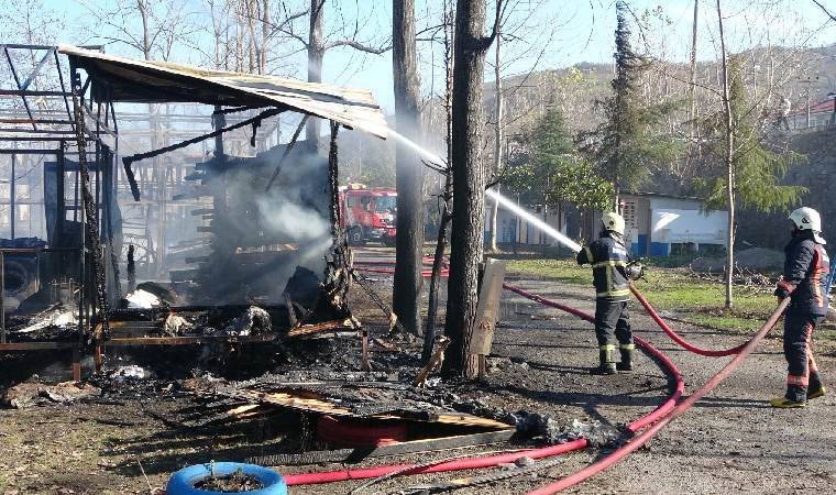 Ordu'daki kamp alanında büyük yangın: Çok sayıda yapı küle döndü!