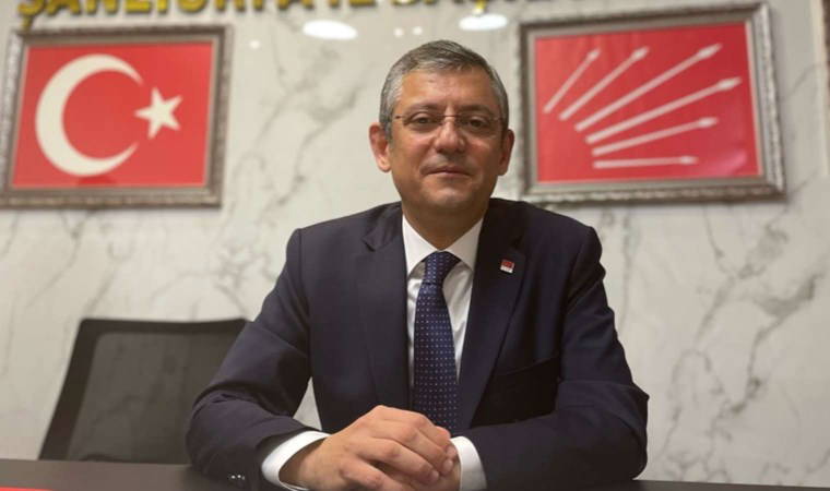 Özgür Özel, Alper Gezeravcı'nın babası ile görüştü