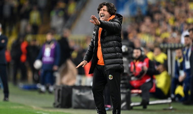 Fatih Tekke: 'Hakem çok net penaltı veriyor'