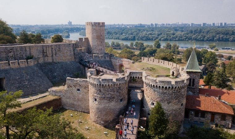 Sırbistan'ın çeşitli yüzleri: Belgrad'dan Skadar'a seyahat...