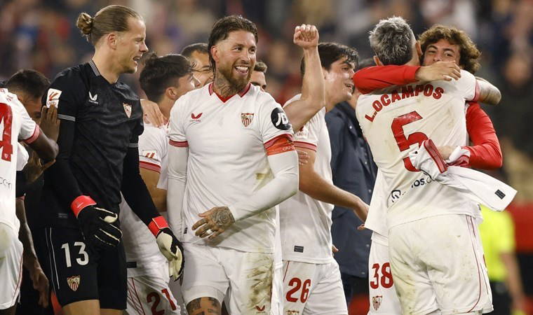 Atletico Madrid'e Sevilla'dan darbe!