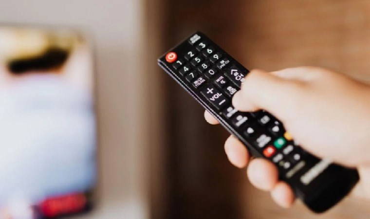 TV yayın akışı 12 Şubat Pazartesi! Hangi kanalda ne var, günün filmleri ve dizileri neler?