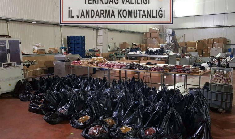 Tekirdağ'da 3,5 ton bandrolsüz nargile tütünü ele geçirildi