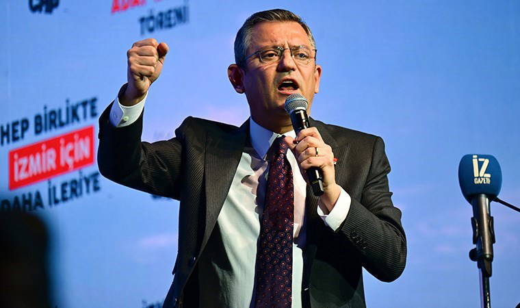 Özgür Özel'den İzmir'de 'değişim' mesajı: Bundan sonraki devir teslimde!