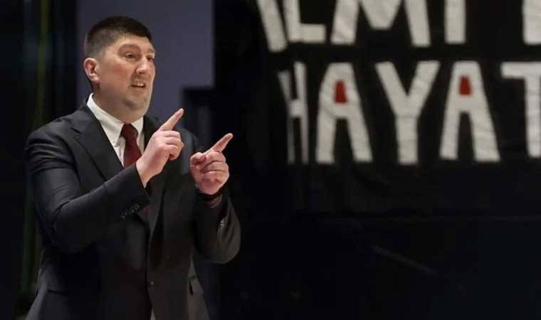 Galatasaray'da ayrılık gerçekleşti