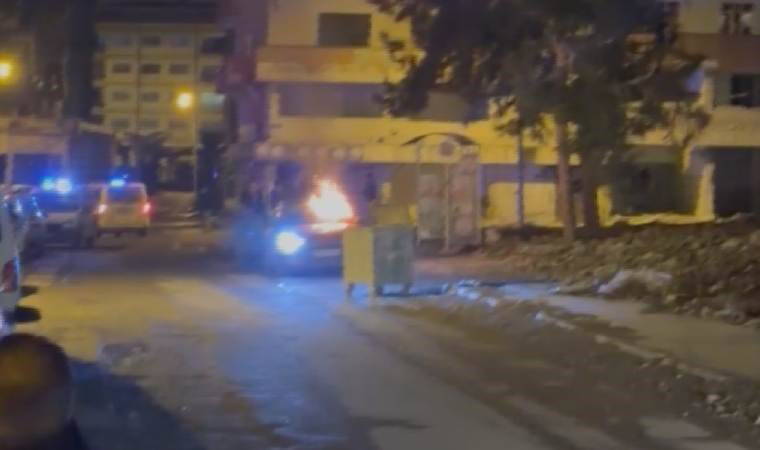 Seyir halindeki otomobil alevlere teslim oldu!