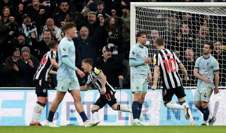 Newcastle puanı son dakikada aldı!