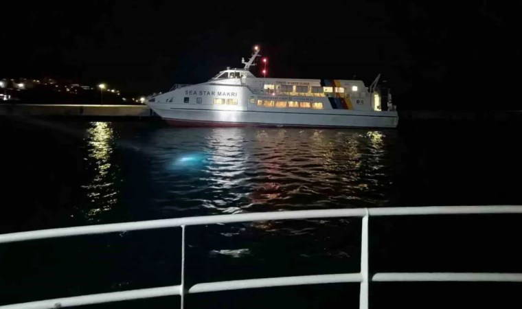 Denizin ortasında panik anları: Yolcular mahsur kaldı