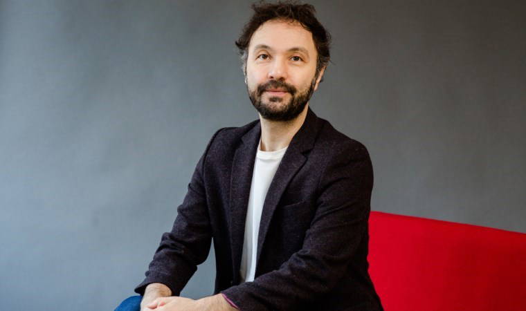 Hem hiçbir şey hem de her şey