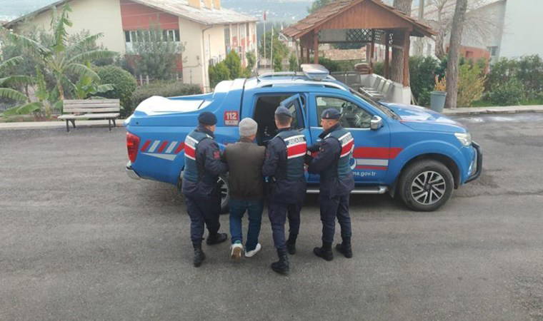15 yıl kesinleşmiş hapis cezasıyla aranan hükümlü 7 yıl sonra jandarma takibi ile yakalandı