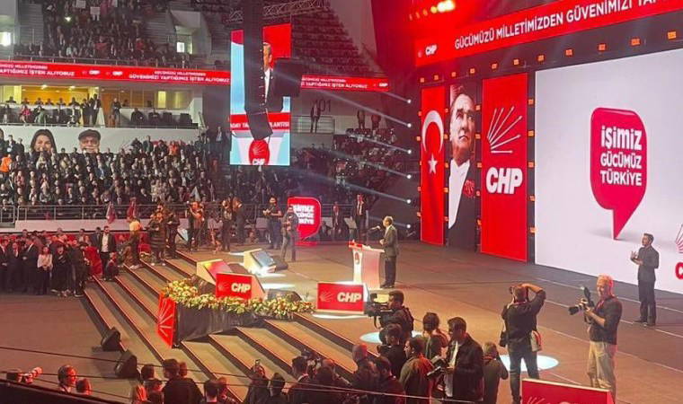 CHP aday tanıtım toplantısında Hatay Büyükşehir Belediyesi için Lütfü Savaş'ın ismi anons edilmedi