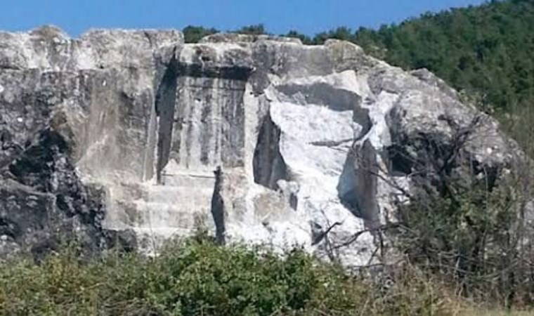 Roma dönemine ait mezara kilolarca asit döktüler: 3 tutuklama!