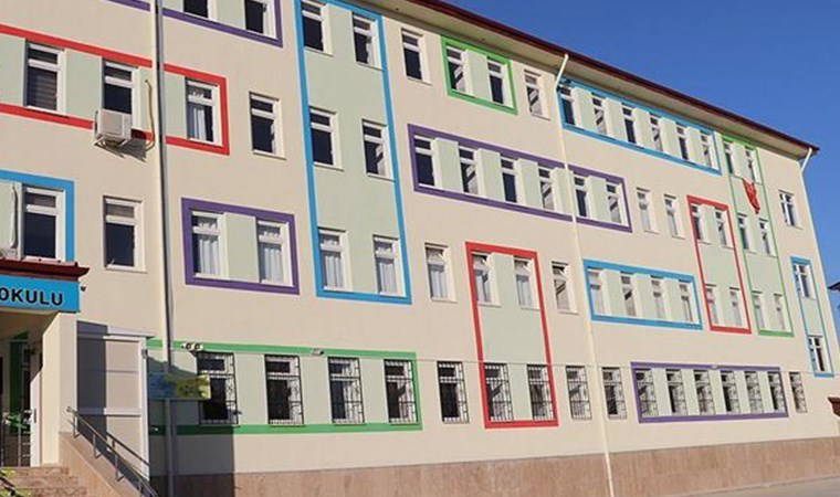 Müdürden öğretmene taciz iddiası!