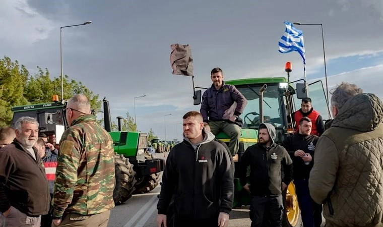 Komşu'da grev kararı: Türkiye sınırında yol kapatacaklar