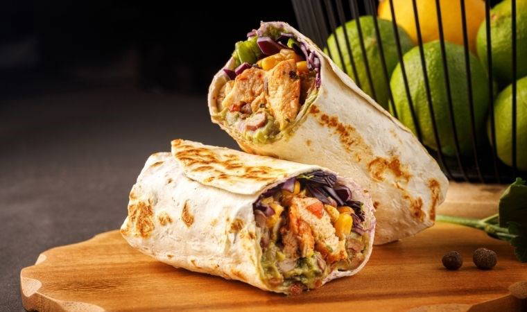 Meksika'nın lezzetli sarılışı: Ev yapımı Burrito tarifiyle tanışın!