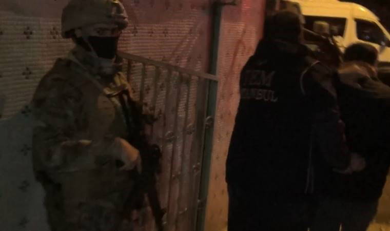 Esenyurt'ta DEM Parti ilçe binasına operasyon: 2 gözaltı