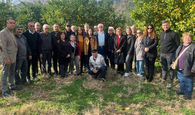 “AKP hükümeti çiftçiyi yok etti”