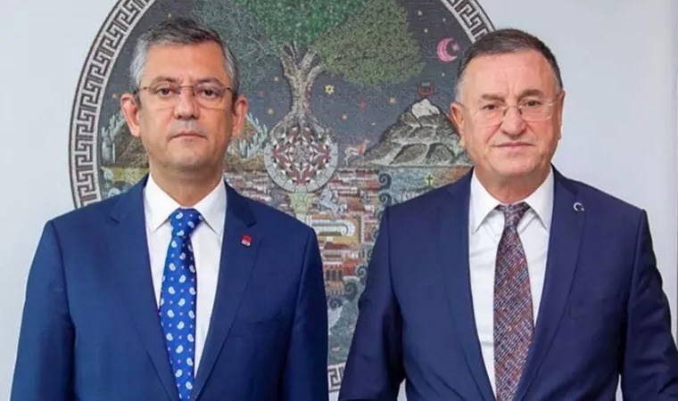 Özgür Özel, Lütfü Savaş’la yola devam edeceklerini açıkladı: 'Hatay’da uzlaşı şart' (21 Şubat 2024)
