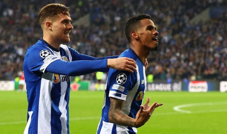 Porto, Arsenal'i 90+4'te devirdi