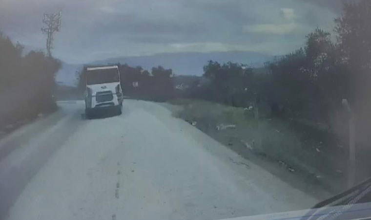 Otobüs şoförünün manevrası faciayı son anda önledi!