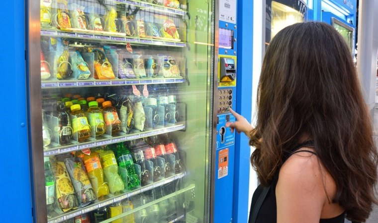 Üniversitede 'otomat' krizi: Öğrencileri izlediği ortaya çıktı