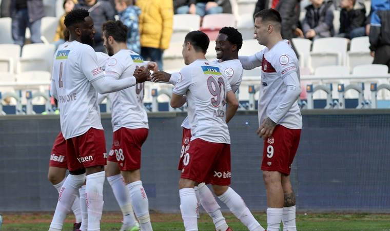 Sivasspor'dan evinde 4 gollü şov!