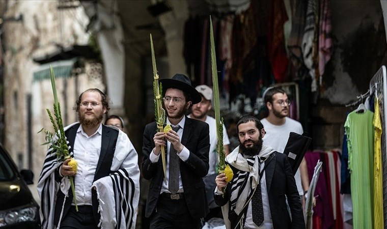 Mescid-i Aksa'ya baskın: Ayin düzenlediler