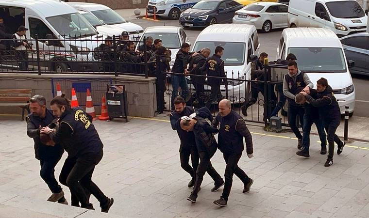 Fahiş hesabı ödeyemeyenlere zorla senet imzalattılar: 9 gözaltı