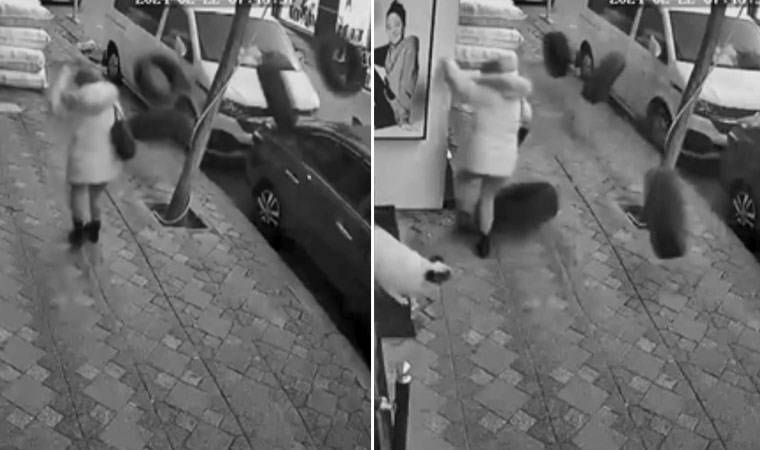 Gökten lastik yağdı: Kaldırımda yürürken ölümden döndü