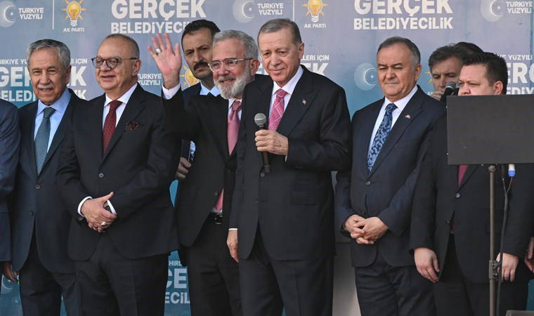 MHP'li belediye başkanı yanındaydı... Erdoğan'dan Manisa’da büyük gaf!