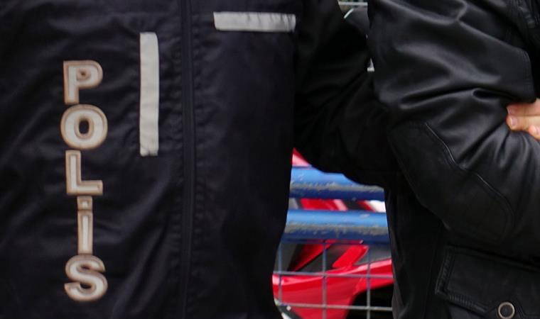 Osmaniye’de kovalama sonucu durdurulan 2 otomobilden uyuşturucu çıktı