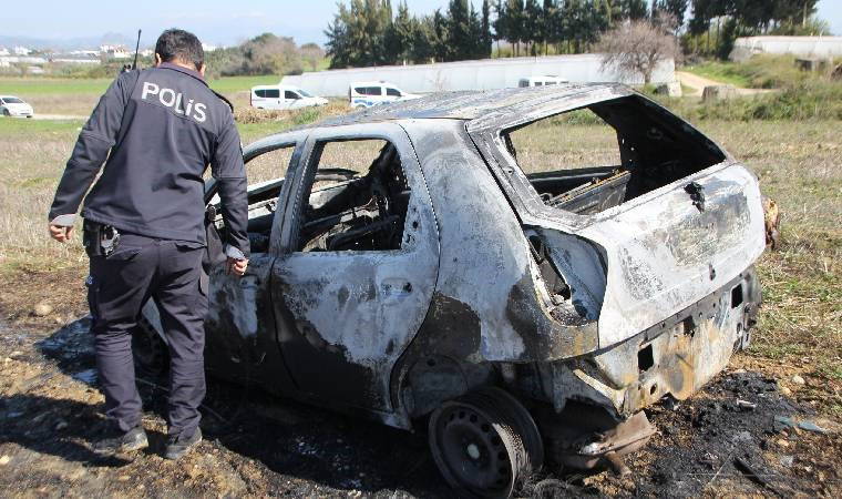 Evli olduğu kadına kızdı, otomobilini ateşe verdi!