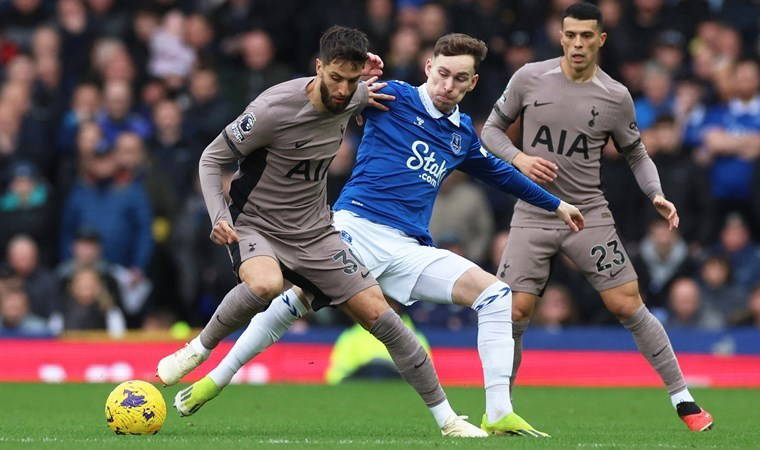 Tottenham 90+4'te galibiyeti kaçırdı!