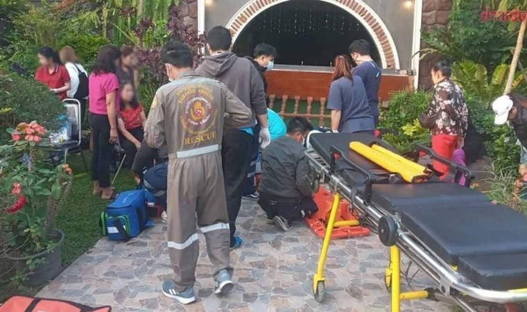 Fotoğraf çekimi korkunç bitti: Balkon çöktü