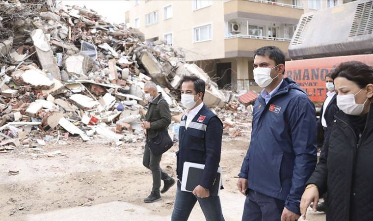 Murat Kurum 6 Şubat depremlerini video mesaj ile andı: 'Yüreklerimizde oluşan yara ilk günkü gibi sızlıyor'