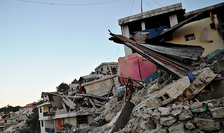 21. yüzyılın en yıkıcı depremi! 'Ölü sayısı hâlâ net değil...'