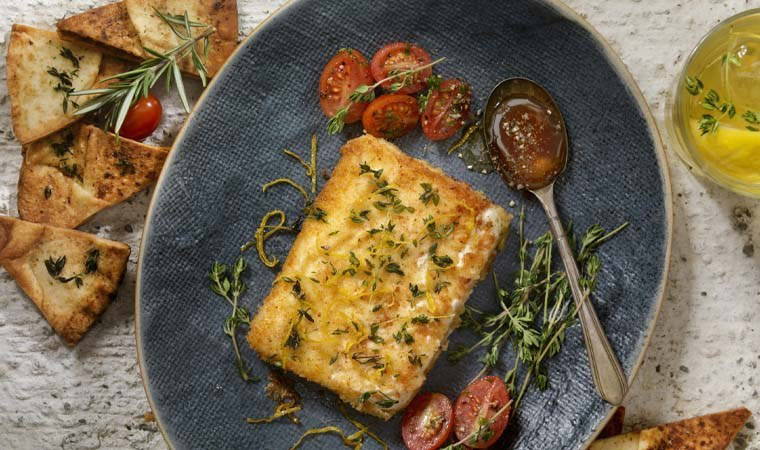 Beyaz peynirin Yunan uyarlaması: Feta Saganaki