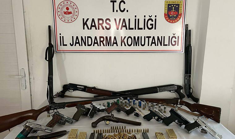 Kars’ta silah kaçakçılarına operasyon: 9 gözaltı