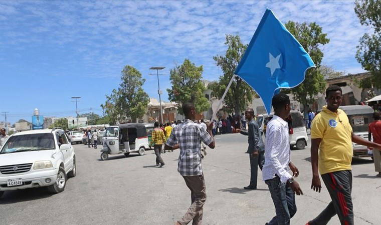 Somali'de bombalı saldırı: 5 ölü