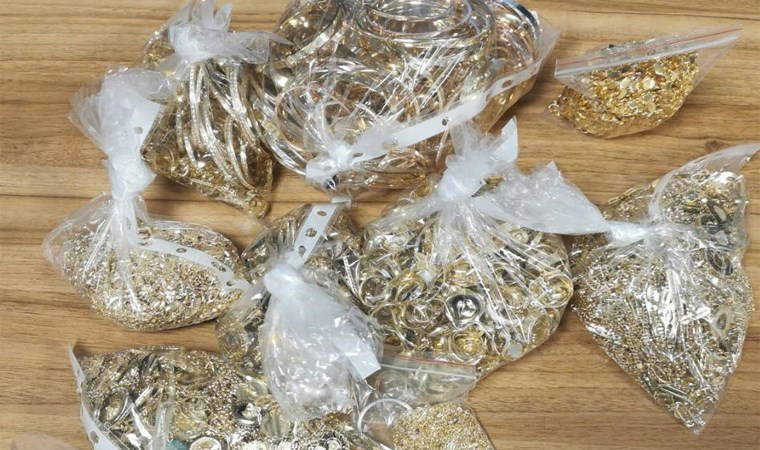 Beline sardığı 1 kilogram altınla sınırı geçmeye çalışırken yakalandı