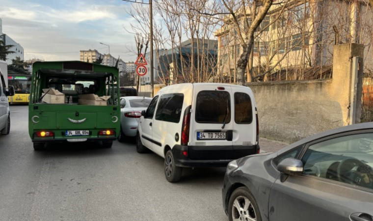 Bahçelievler’de bir haftada 2 ceset: Annesine 'intihar' içerikli mesaj atmış!