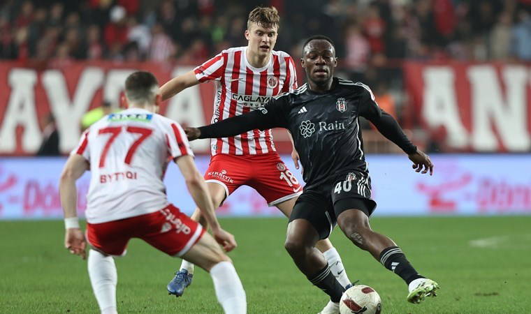 Spor yazarları Antalyaspor - Beşiktaş maçını yorumladı: 'Her maç kahraman çıkması lazım'